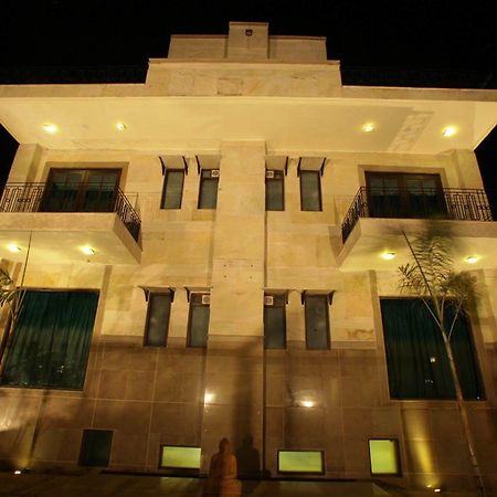 ​Justa Gurgaon Hotel Exterior foto
